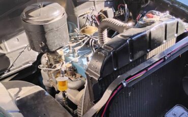 Plymouth-cranbrook-1951-3