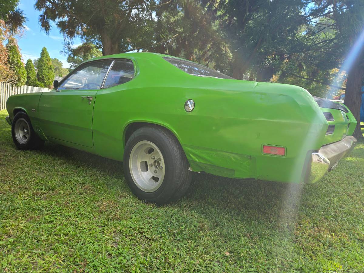 Plymouth-duster-1970-green-1