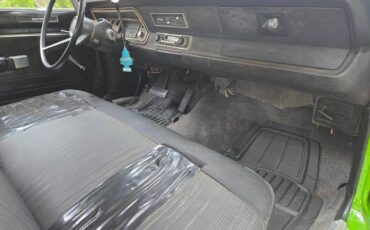 Plymouth-duster-1970-green-2