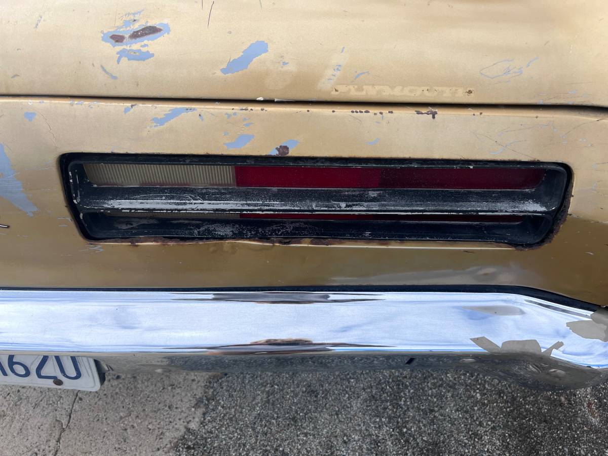 Plymouth-duster-1972-10