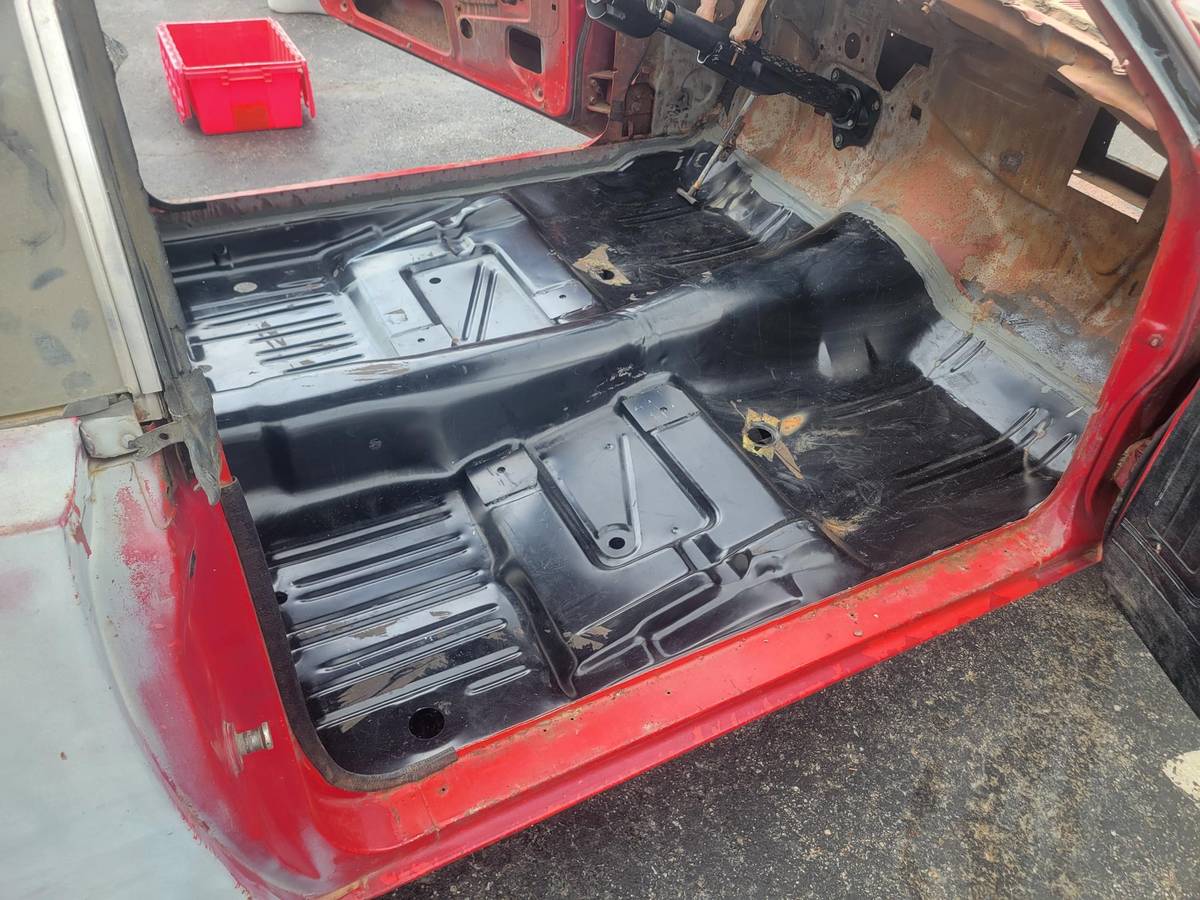 Plymouth-duster-1973-grey-12