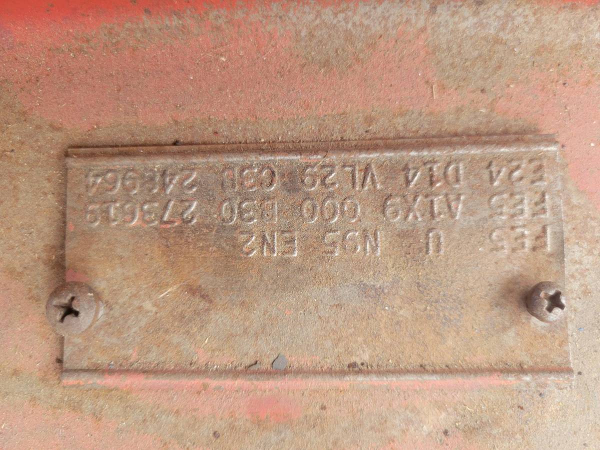 Plymouth-duster-1973-grey-21