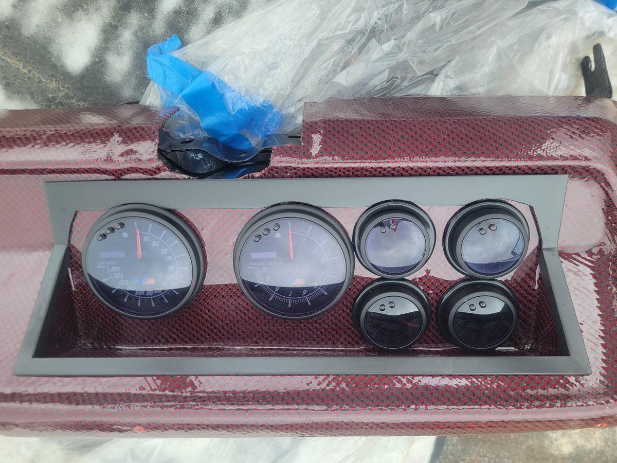 Plymouth-duster-1973-grey-5