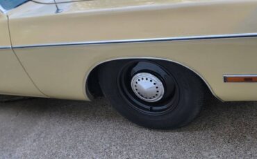 Plymouth-fury-1973-custom-9