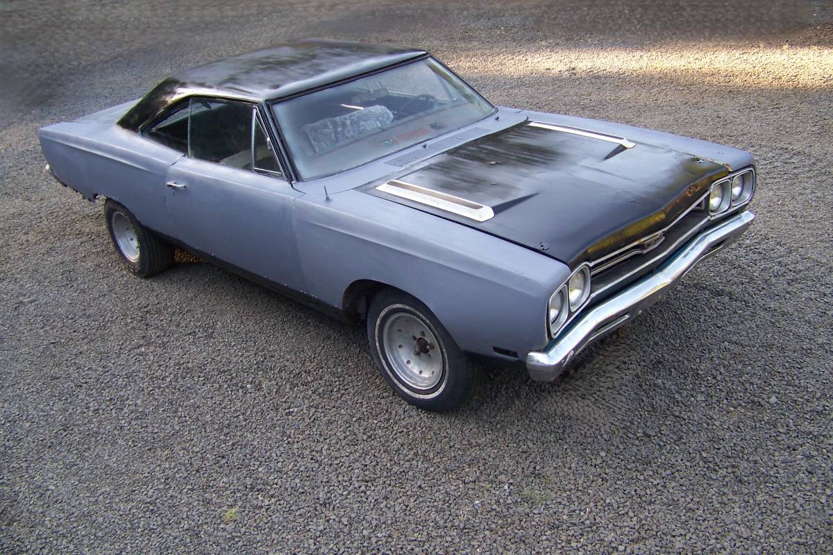 Plymouth-gtx-1969-15