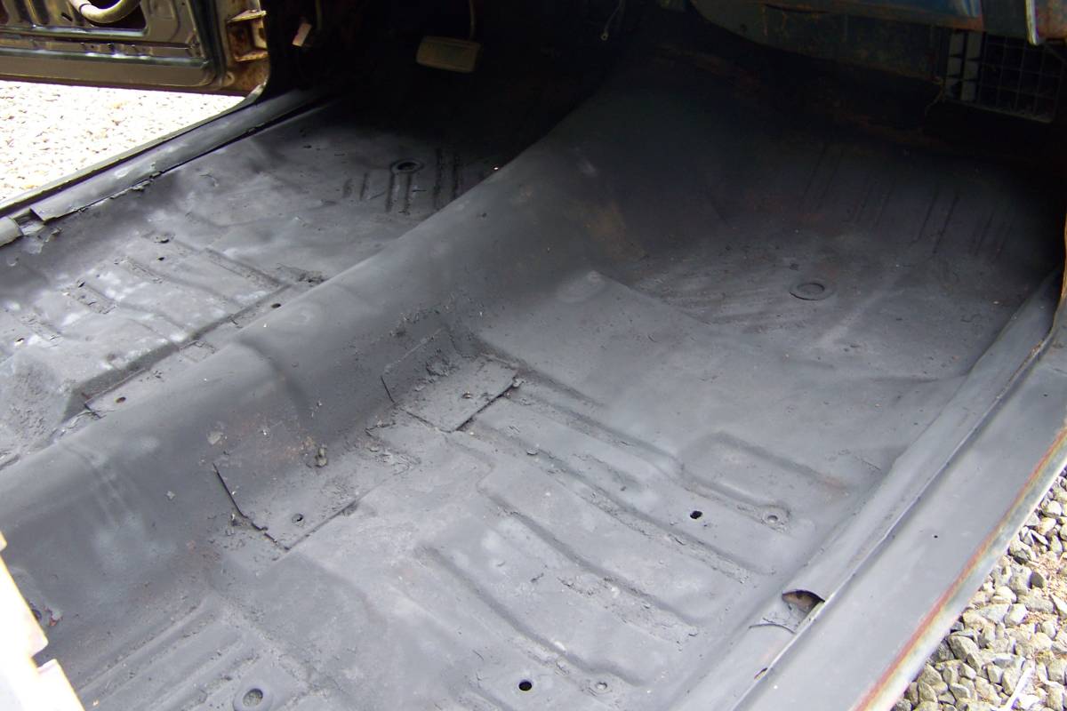 Plymouth-gtx-1969-17