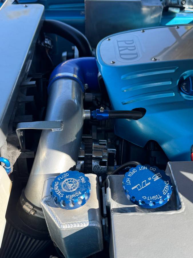 Plymouth-gtx-1970-blue-12