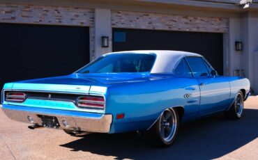 Plymouth-gtx-1970-blue-13