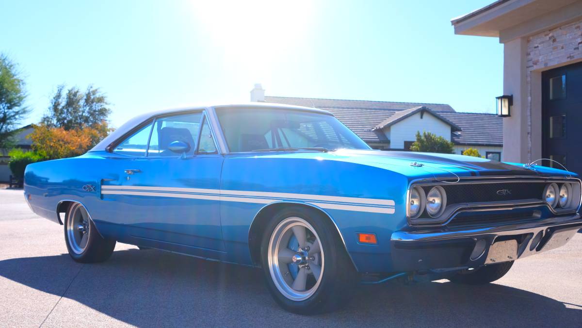Plymouth-gtx-1970-blue