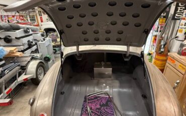 Plymouth-road-king-coupe-1940-grey-18