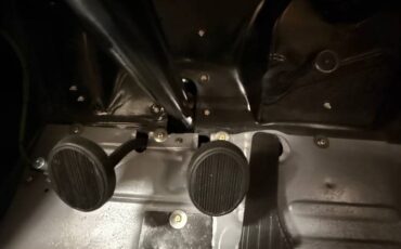 Plymouth-road-king-coupe-1940-grey-22