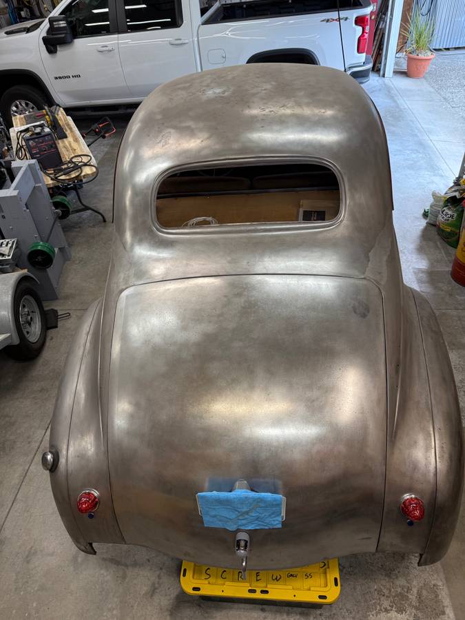 Plymouth-road-king-coupe-1940-grey-24