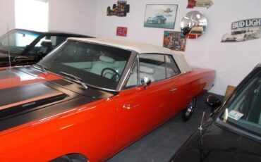 Plymouth-roadrunner-1969-red-4