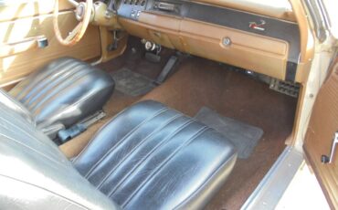 Plymouth-roadrunner-1970-yellow-13