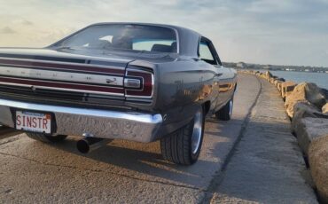 Plymouth-satellite-1968-grey-4