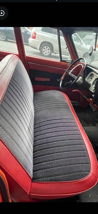 Plymouth-valiant-1960-2