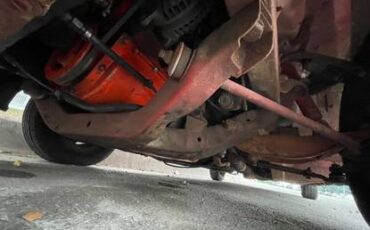 Plymouth-valiant-1960-3