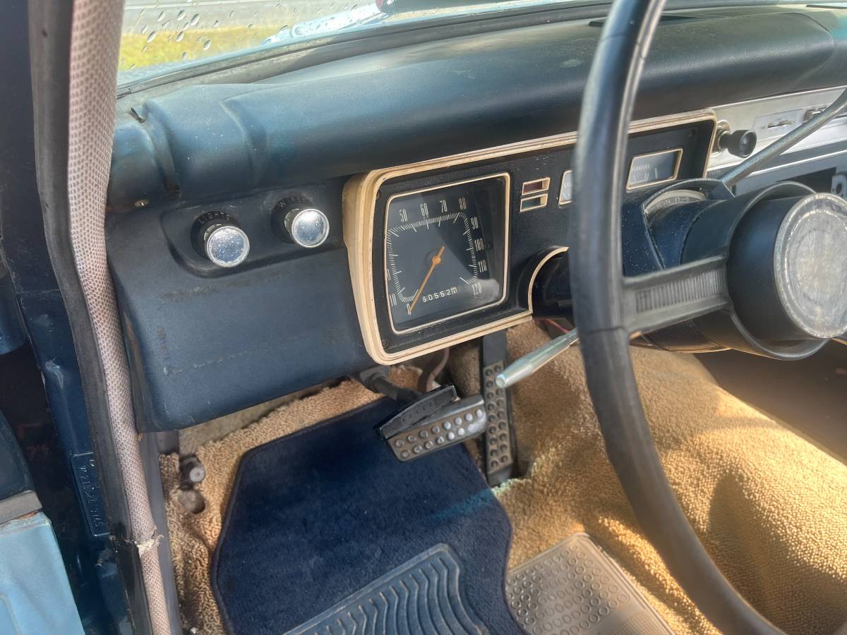 Plymouth-valiant-1966-blue-3