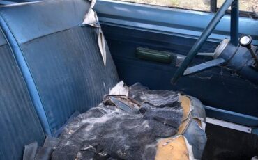 Plymouth-valiant-1968-white-2