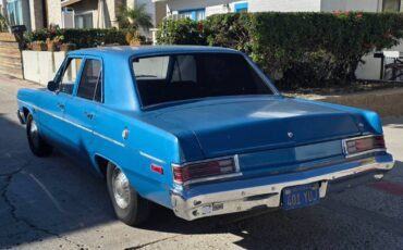 Plymouth-valiant-1974-2