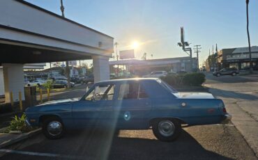 Plymouth-valiant-1974
