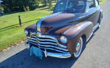 Pontiac-1947-Sedan-1