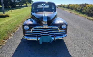 Pontiac-1947-Sedan-8