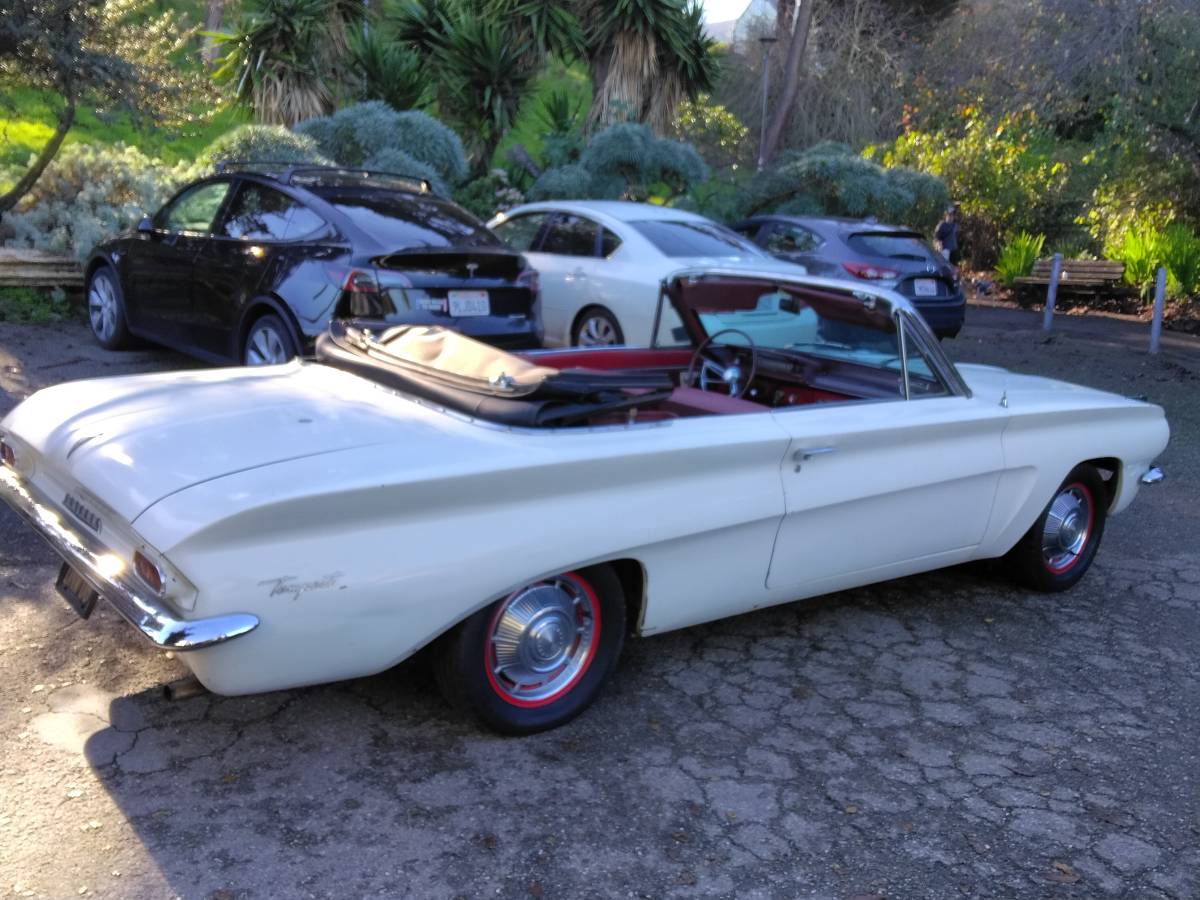 Pontiac-1962-white-12