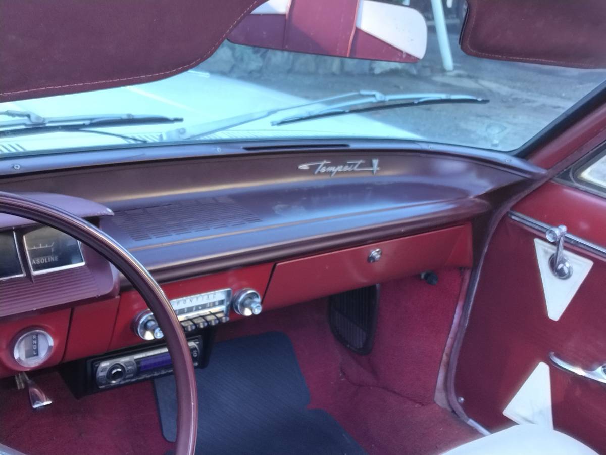 Pontiac-1962-white-14