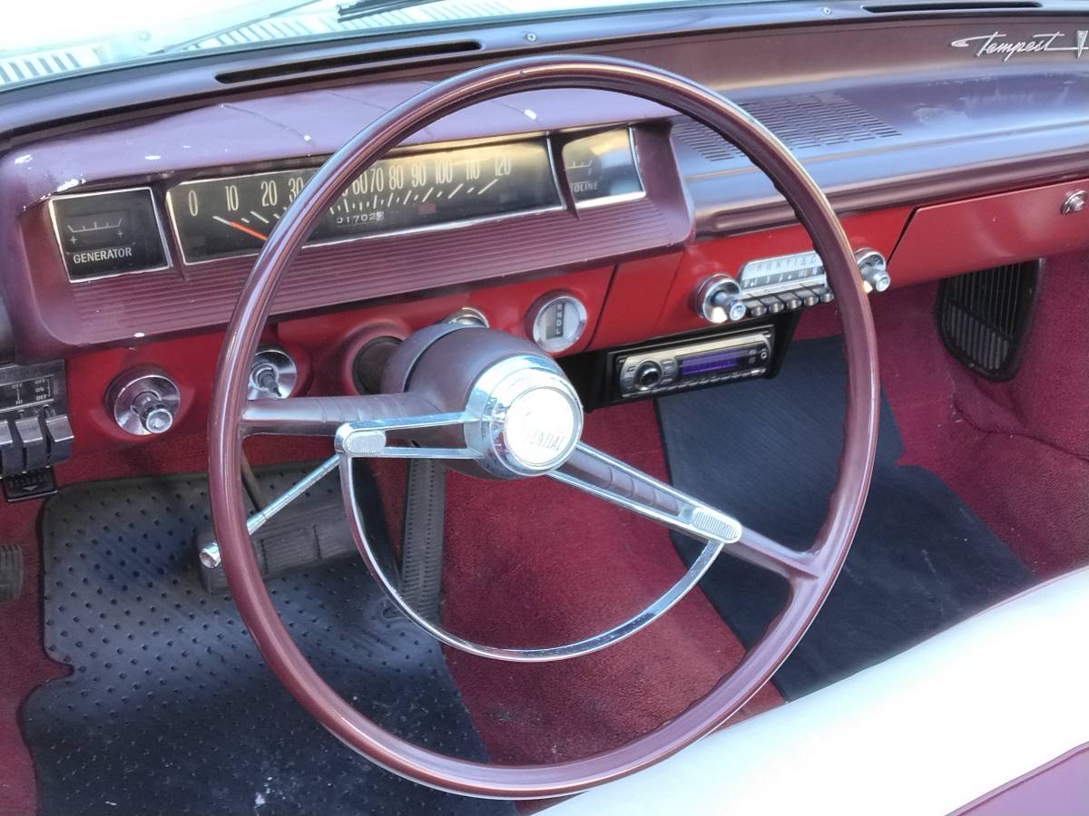 Pontiac-1962-white-4