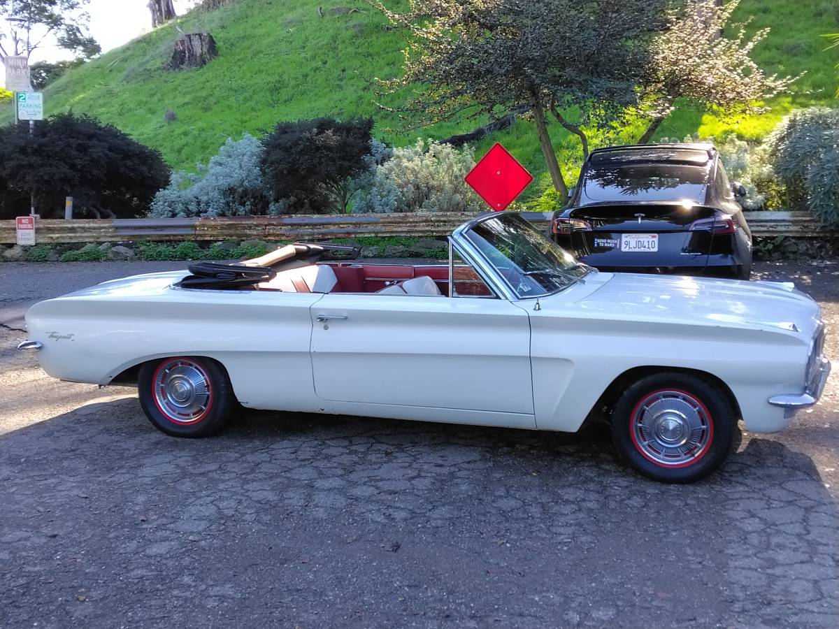 Pontiac-1962-white-6