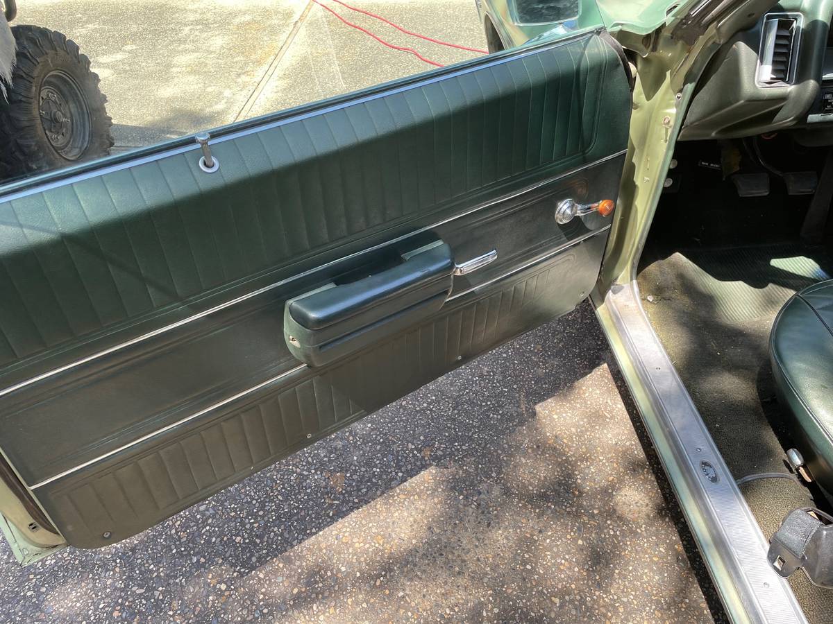 Pontiac-1969-green-5