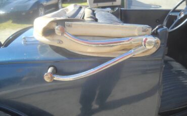 Pontiac-401-1931-Convertible-8