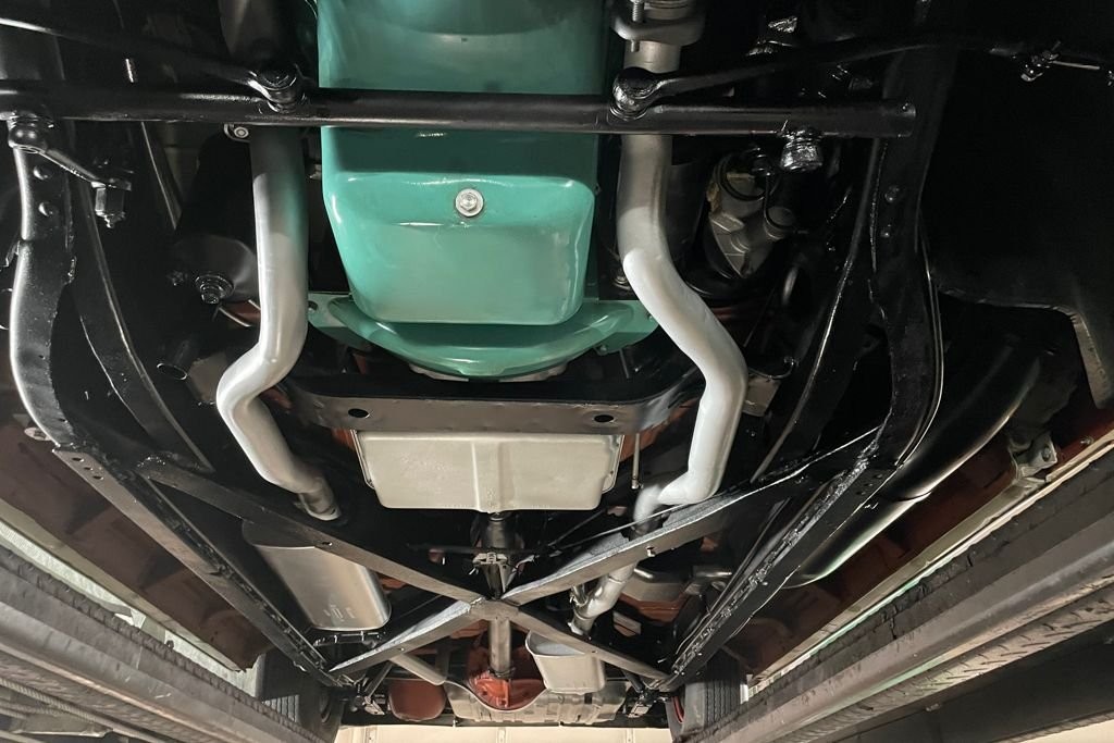 Pontiac-Bonneville-1957-Convertible-3