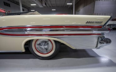 Pontiac-Bonneville-1957-Convertible-38