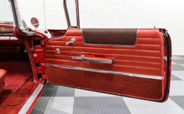 Pontiac-Bonneville-1960-Convertible-24