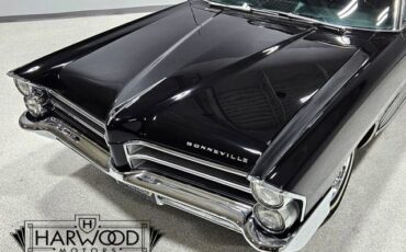 Pontiac-Bonneville-1965-Wagon-13