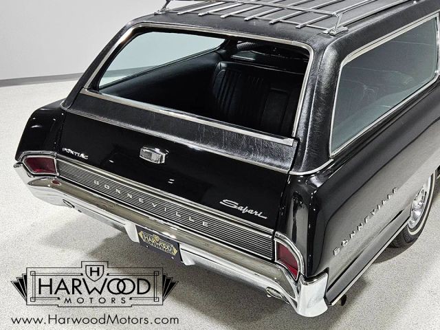Pontiac-Bonneville-1965-Wagon-15