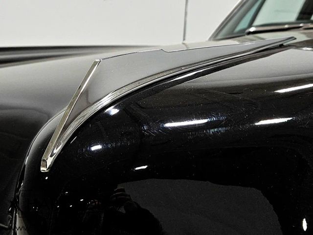 Pontiac-Bonneville-1965-Wagon-19