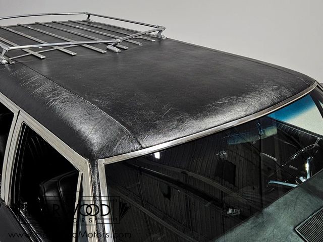 Pontiac-Bonneville-1965-Wagon-28