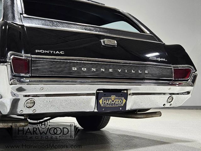 Pontiac-Bonneville-1965-Wagon-39