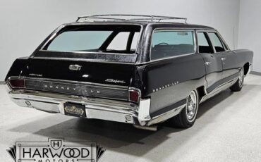 Pontiac-Bonneville-1965-Wagon-5