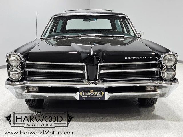 Pontiac-Bonneville-1965-Wagon-8