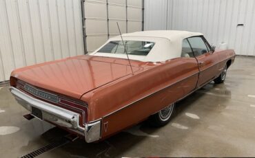 Pontiac-Bonneville-1968-3