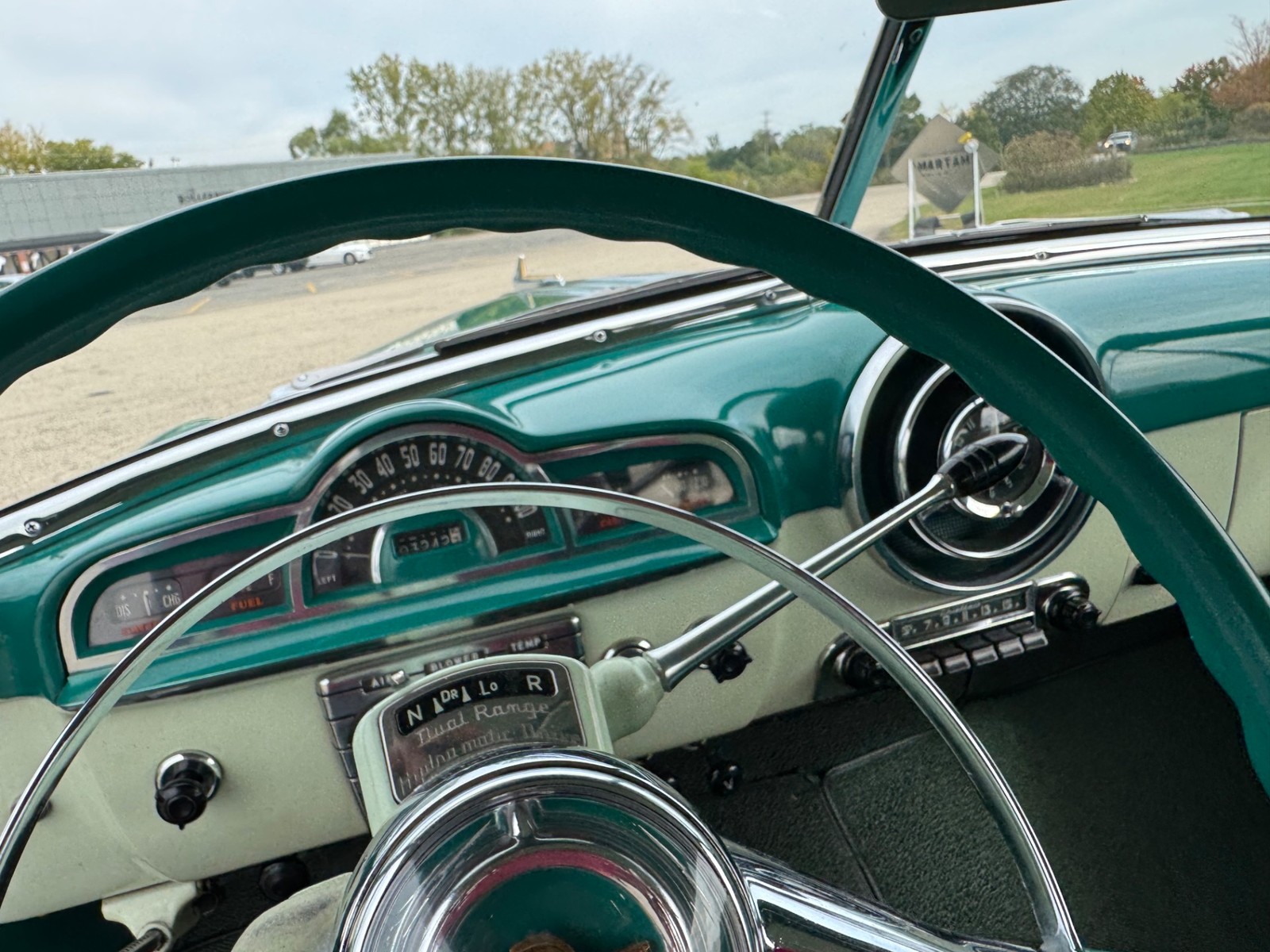Pontiac-Catalina-1952-2-DOOR-31