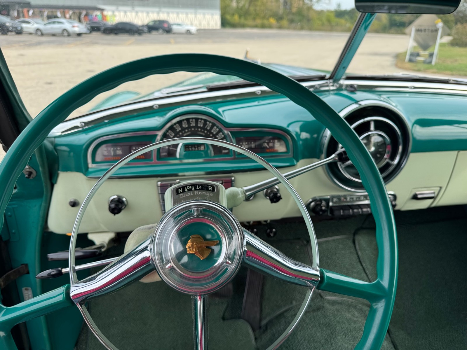 Pontiac-Catalina-1952-2-DOOR-32