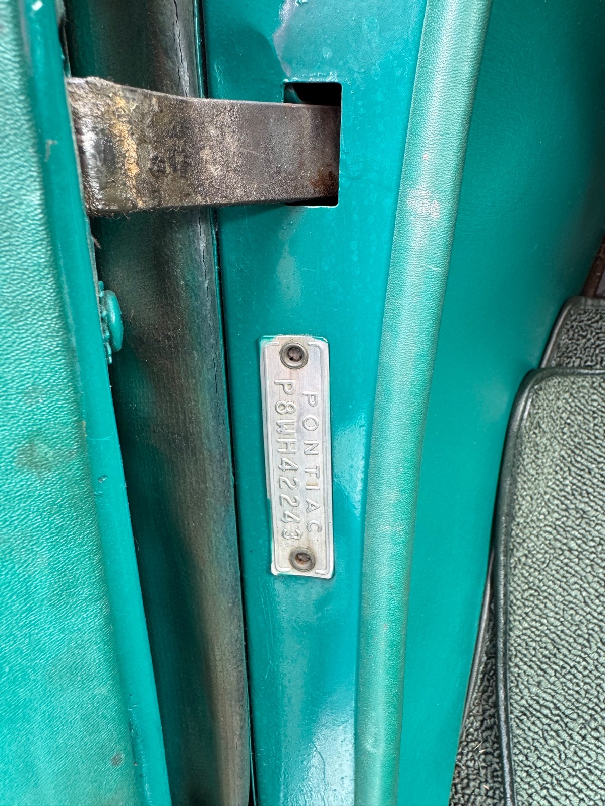 Pontiac-Catalina-1952-2-DOOR-35