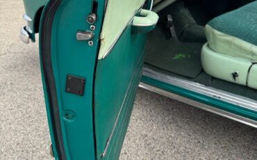 Pontiac-Catalina-1952-2-DOOR-36