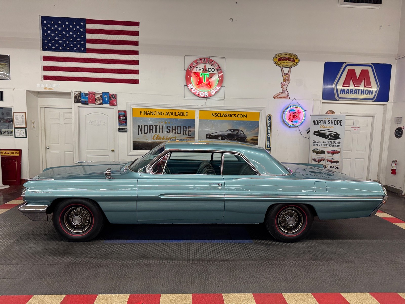 Pontiac-Catalina-1962-2-Door-4