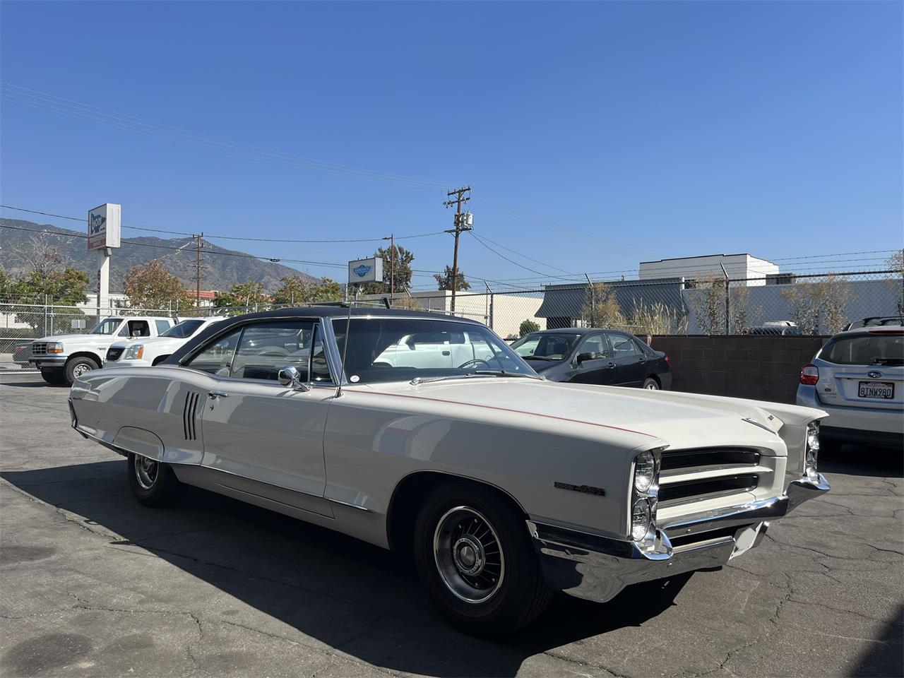 Pontiac-Catalina-1966-white-black-1